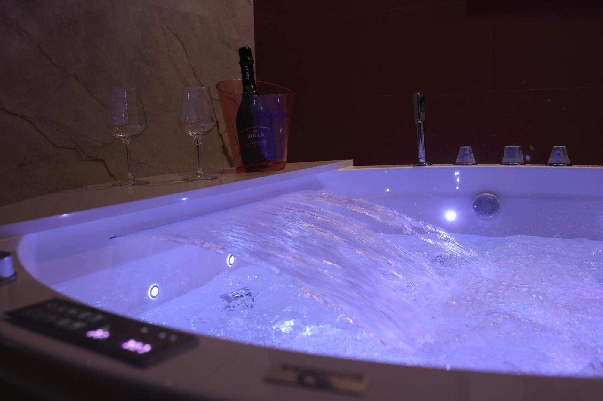 San Nicola Room E Spa غرافينا إن بوليا المظهر الخارجي الصورة